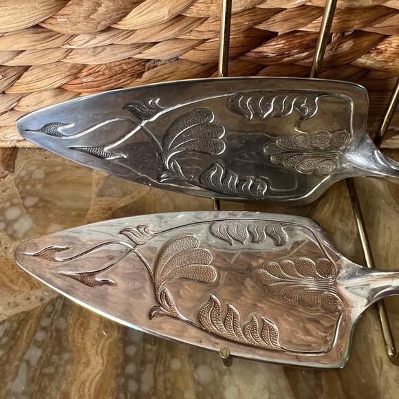 Vintage silver plated, engraved pie server - Picture 2 of 5